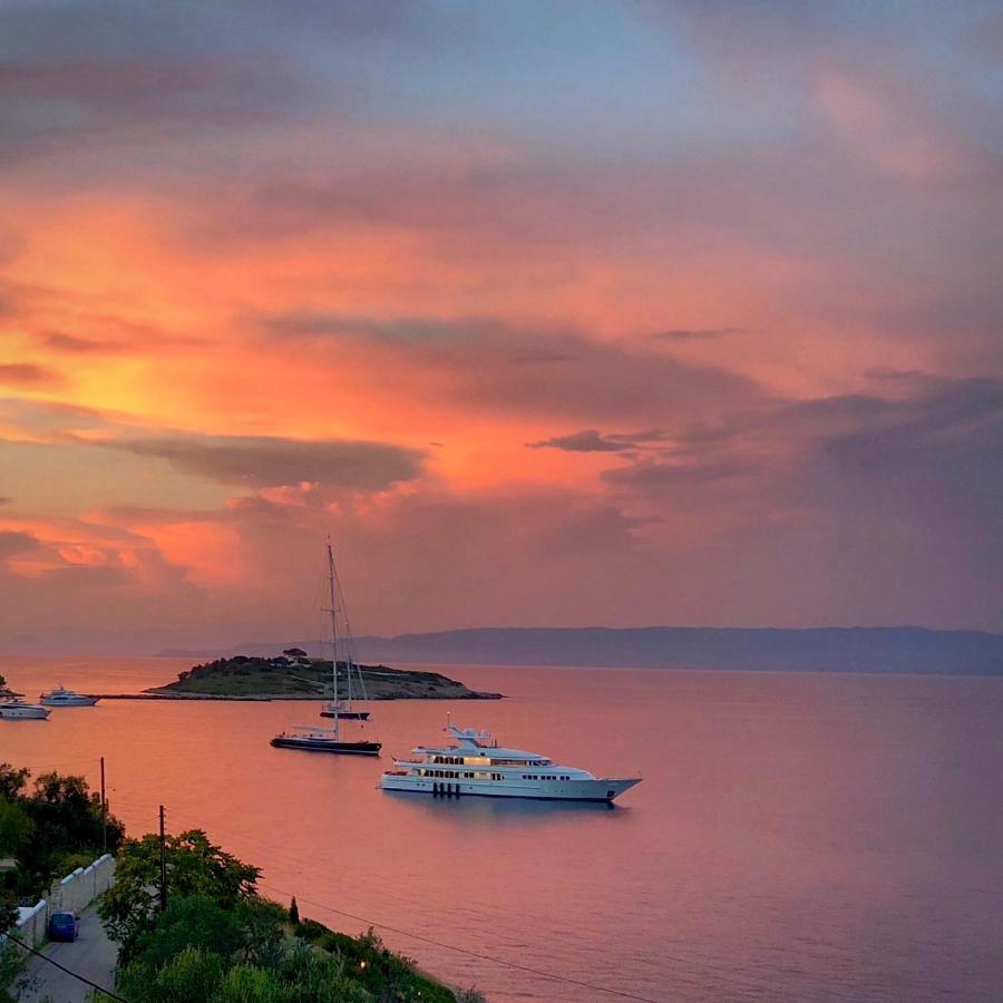 Villa Avgerini Paxos ガイオス エクステリア 写真