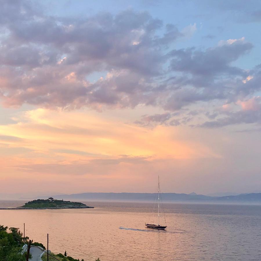 Villa Avgerini Paxos ガイオス エクステリア 写真