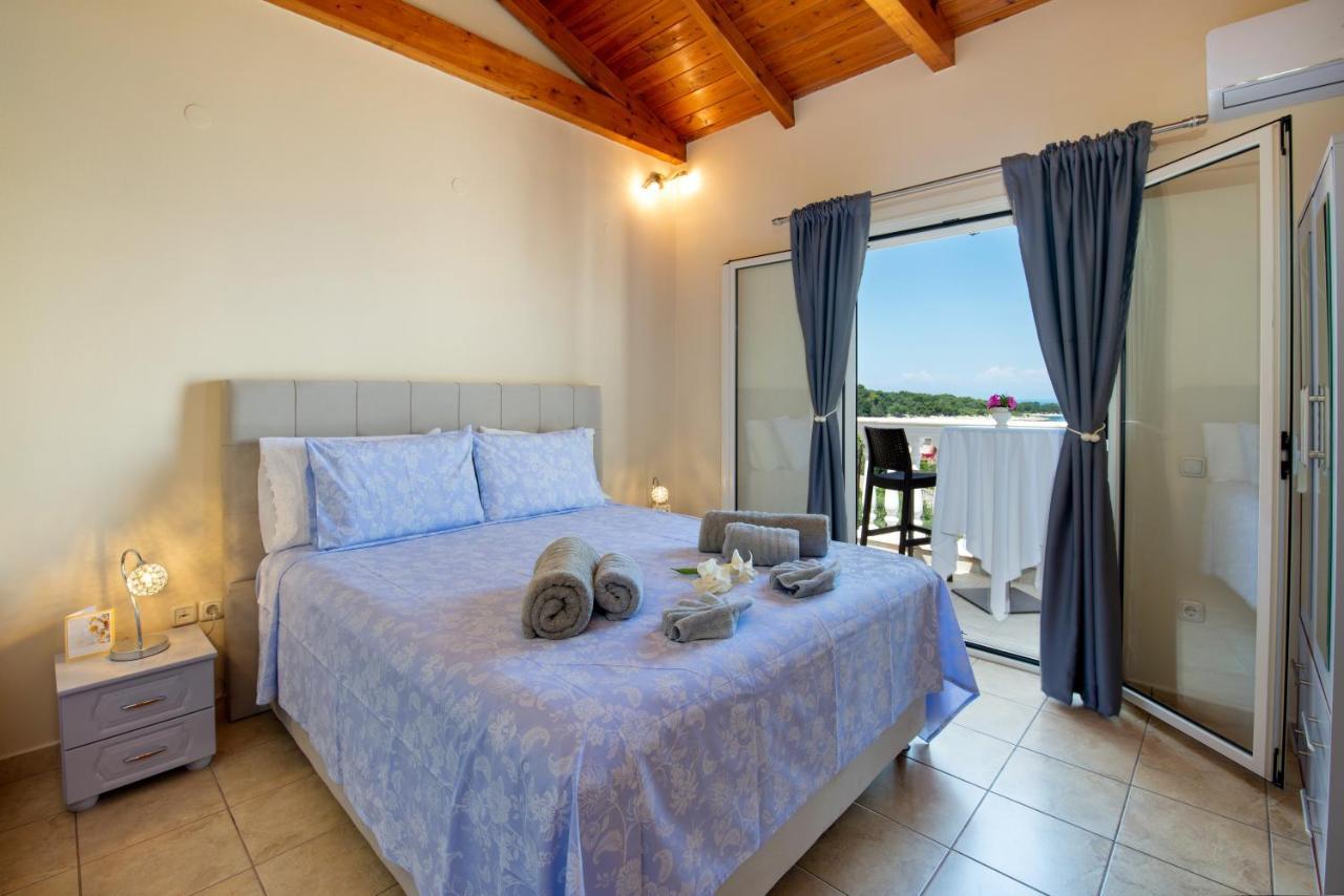 Villa Avgerini Paxos ガイオス エクステリア 写真