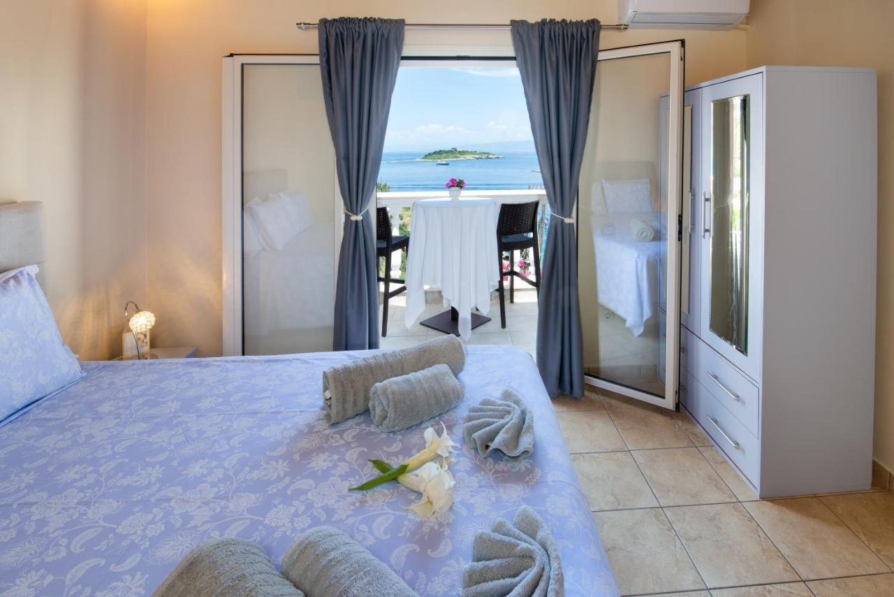 Villa Avgerini Paxos ガイオス エクステリア 写真