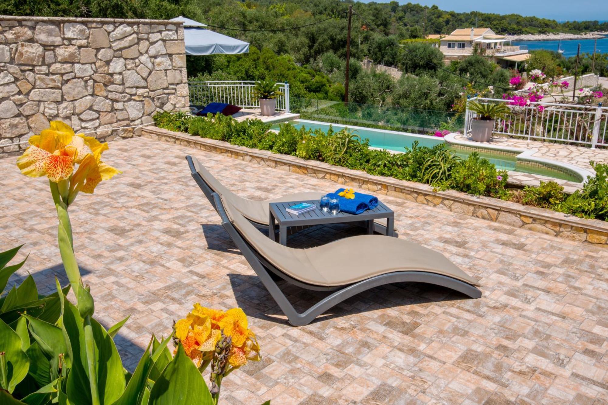 Villa Avgerini Paxos ガイオス エクステリア 写真