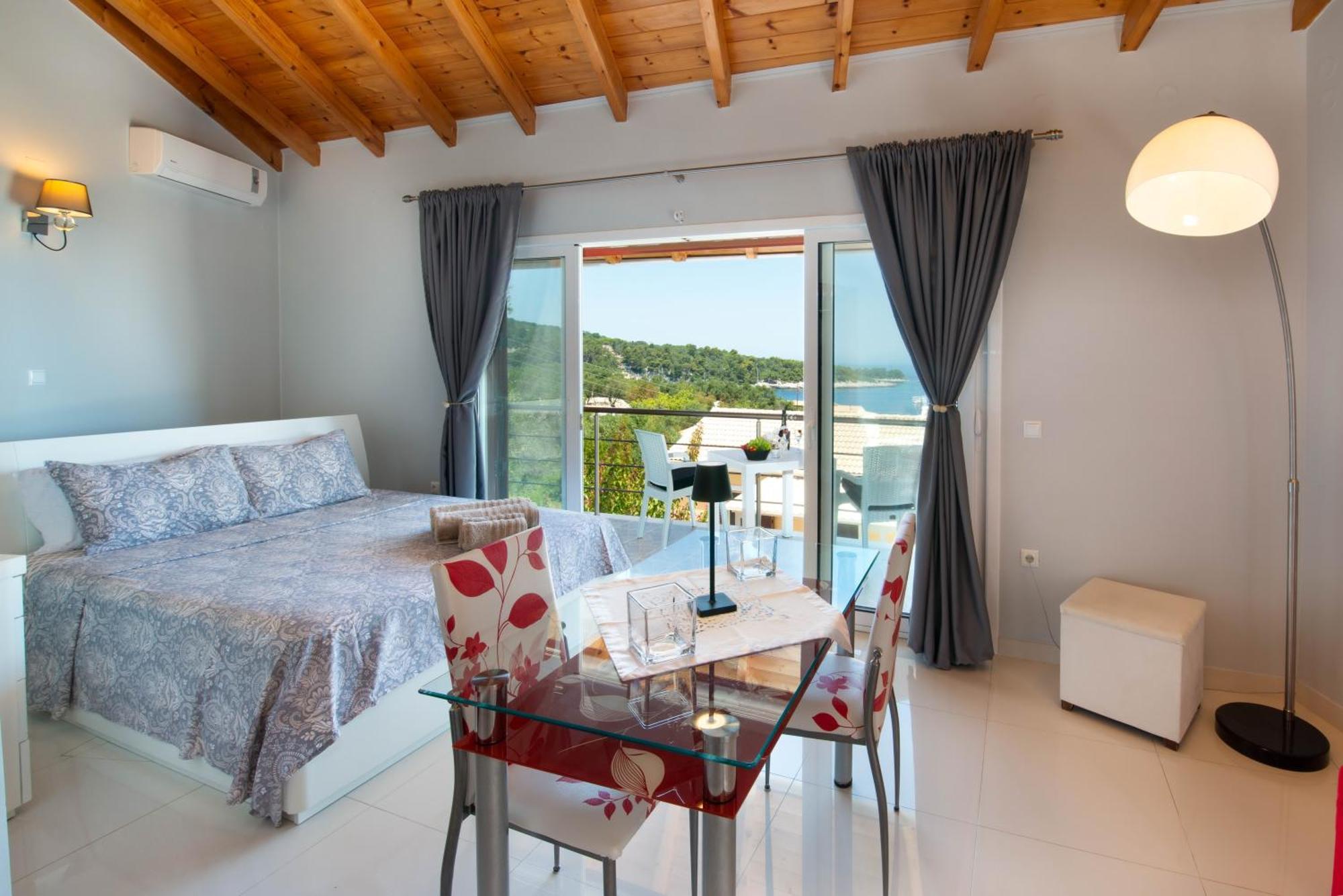 Villa Avgerini Paxos ガイオス エクステリア 写真